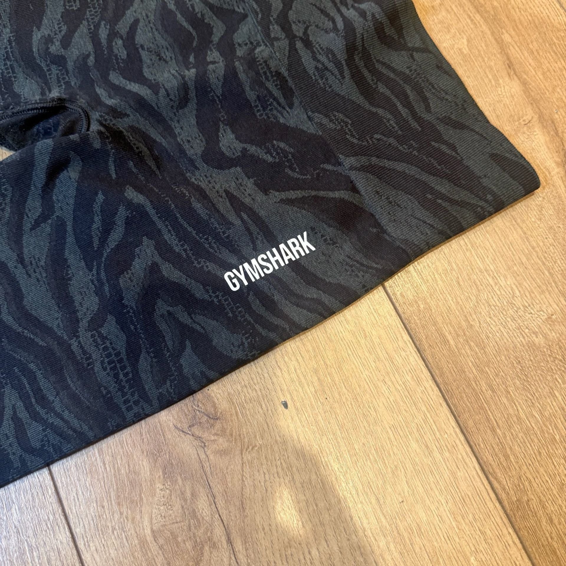 Gymshark Animal Seamless Leggings Black Tiger Camo 3