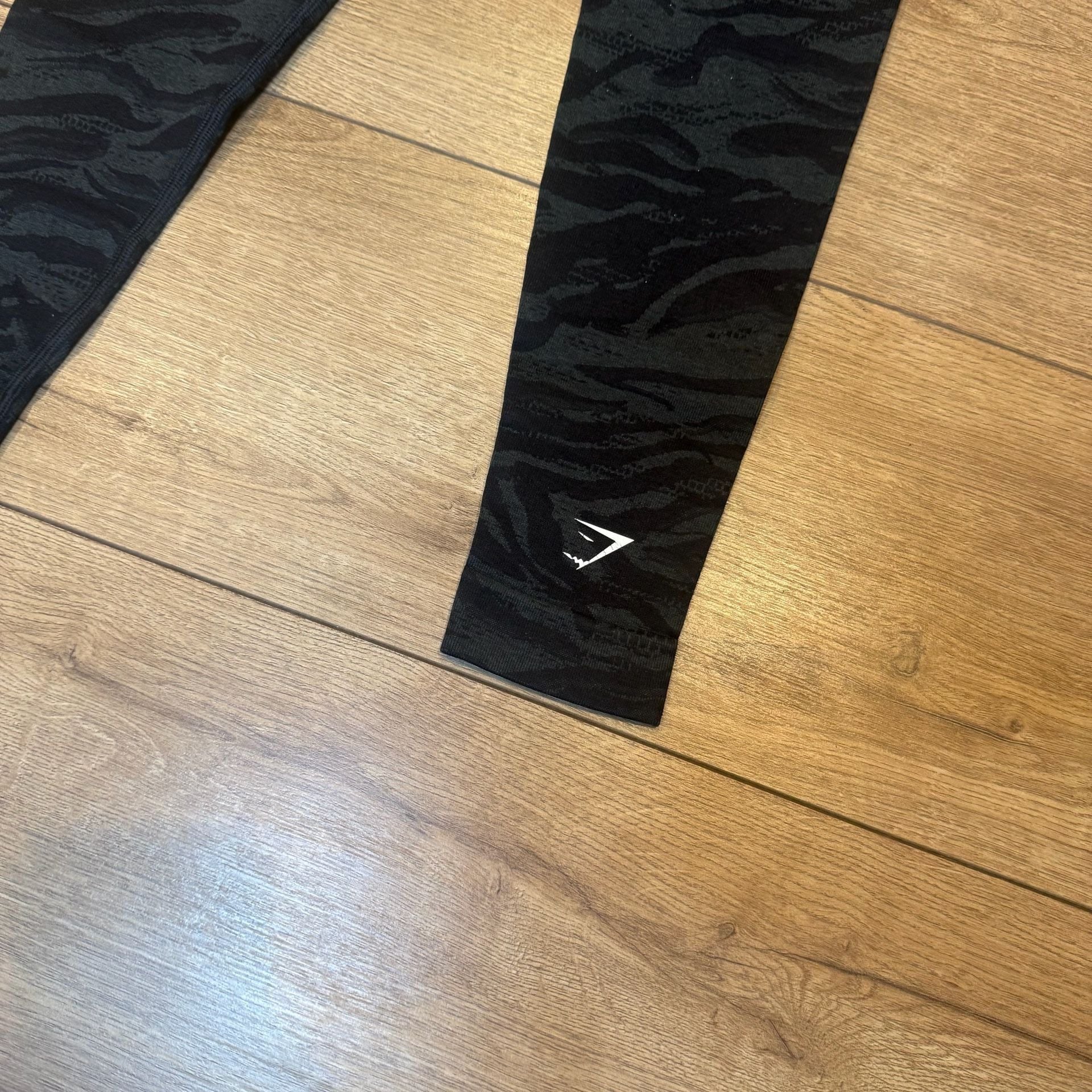Gymshark Animal Seamless Leggings Black Tiger Camo 5