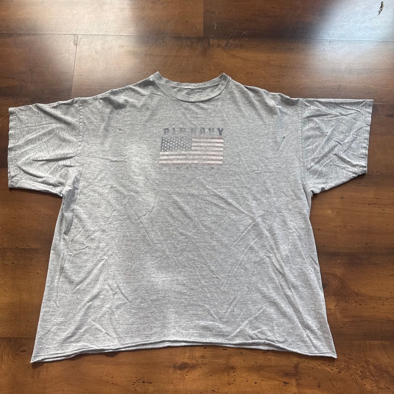 Old Navy American Flag T-Shirt Gray Vintage Y2K Tee 2