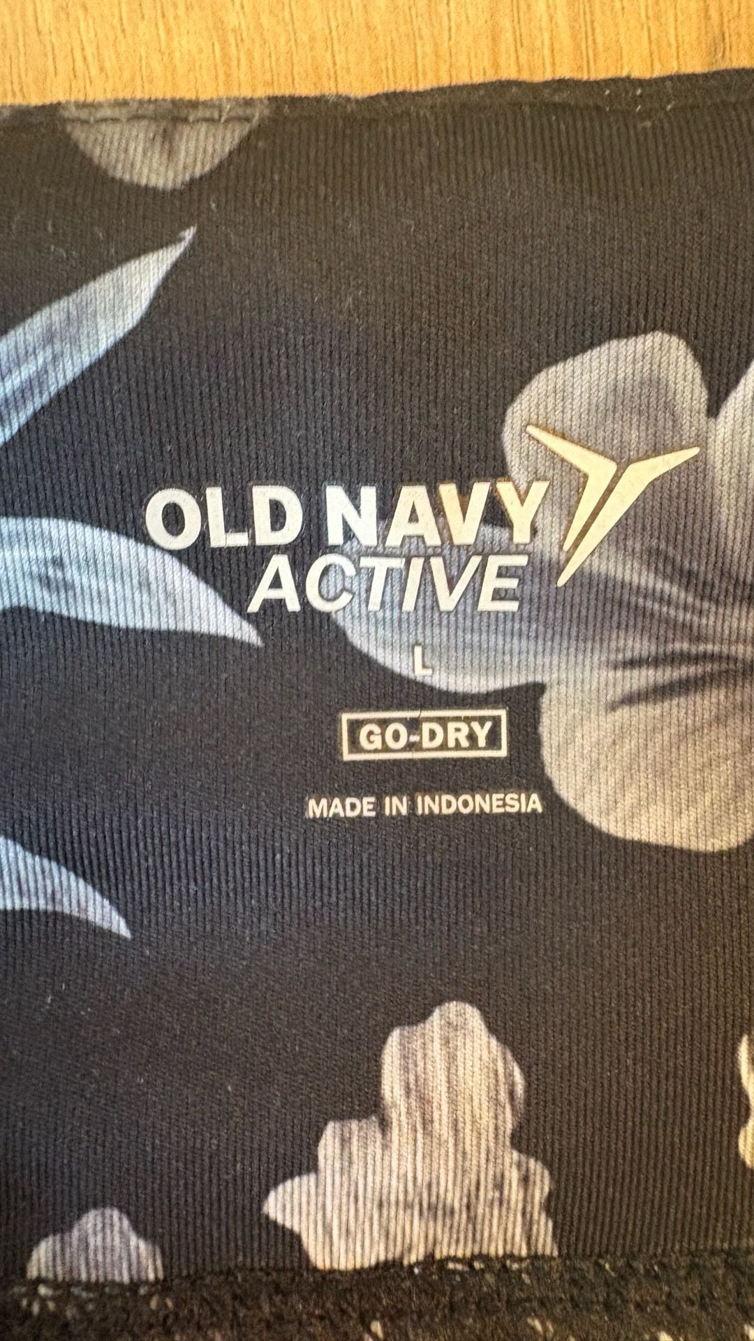 Old Navy Active Floral Leggings Size L Go-Dry Black White 2