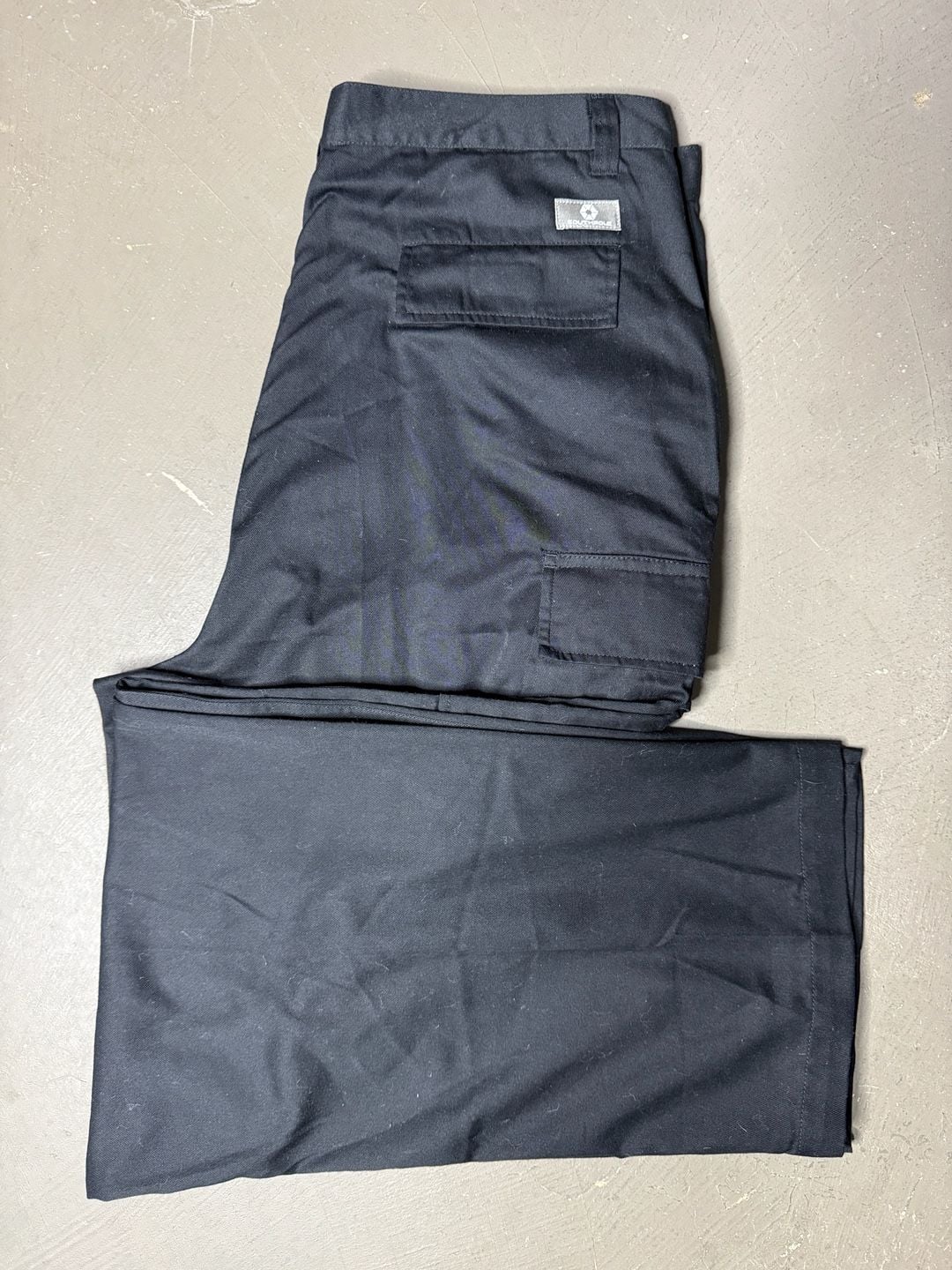 Southpole Cargo Pants Size 38x34 Black 2