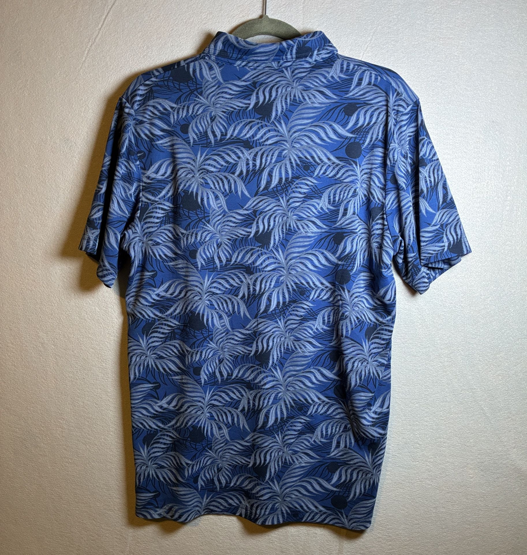 TravisMathew Polo Shirt Size L Blue Palm Leaf Print Golf 7