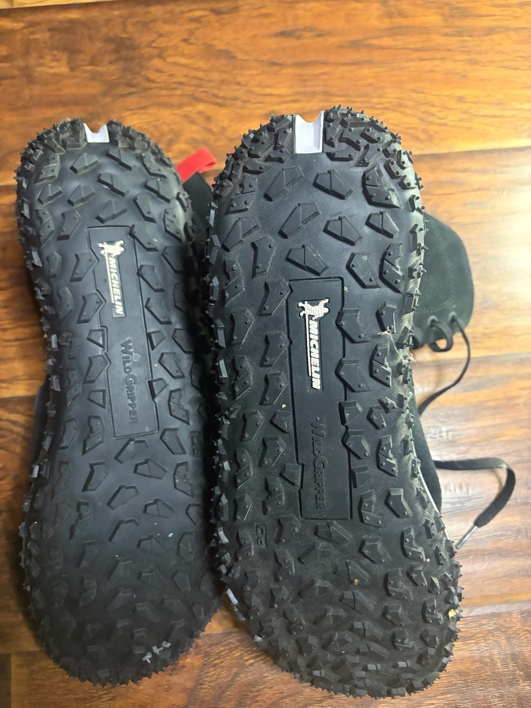 Under Armour Fat Tire Mid Hiking Shoes Size 11.5 Black 3