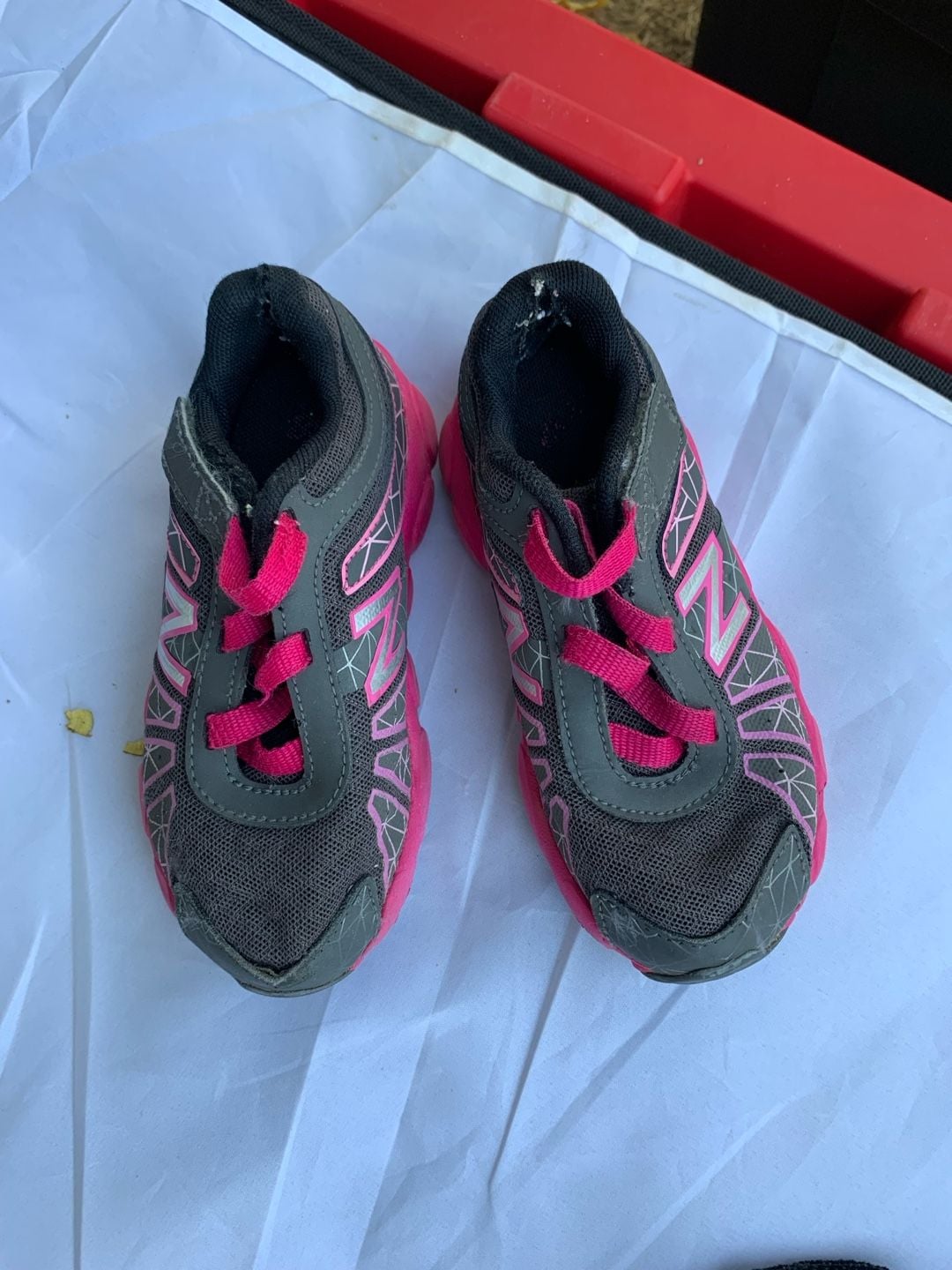 Kids New Balance 880v4 Size 8.5 Grey Pink Running Shoes 2