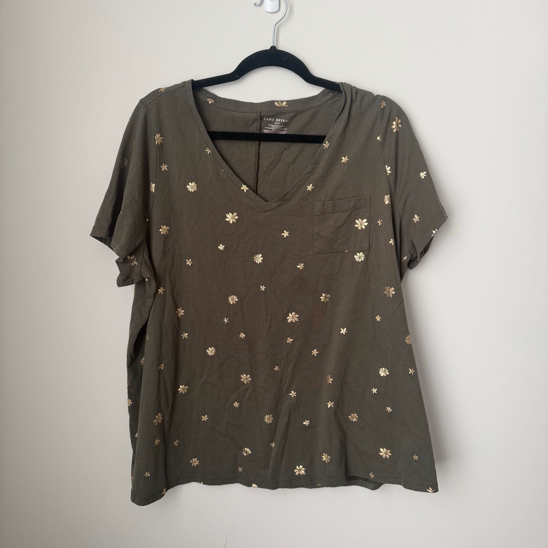 Lane Bryant V-Neck T-Shirt Size 18/20 Olive Green Gold Foil Floral Pocket 2