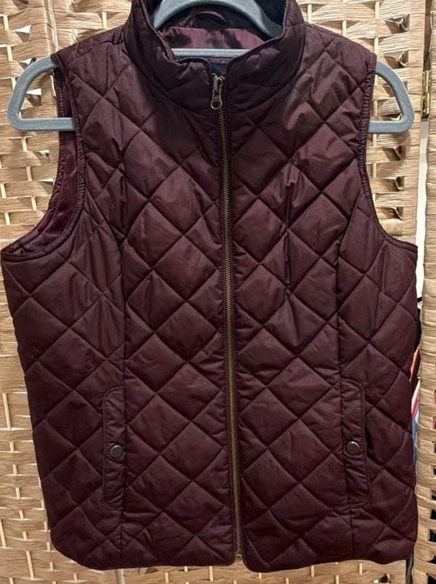 Gap Quilted Vest Size M Burgundy Full Zip Pockets 2