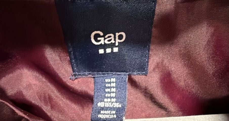 Gap Quilted Vest Size M Burgundy Full Zip Pockets 3