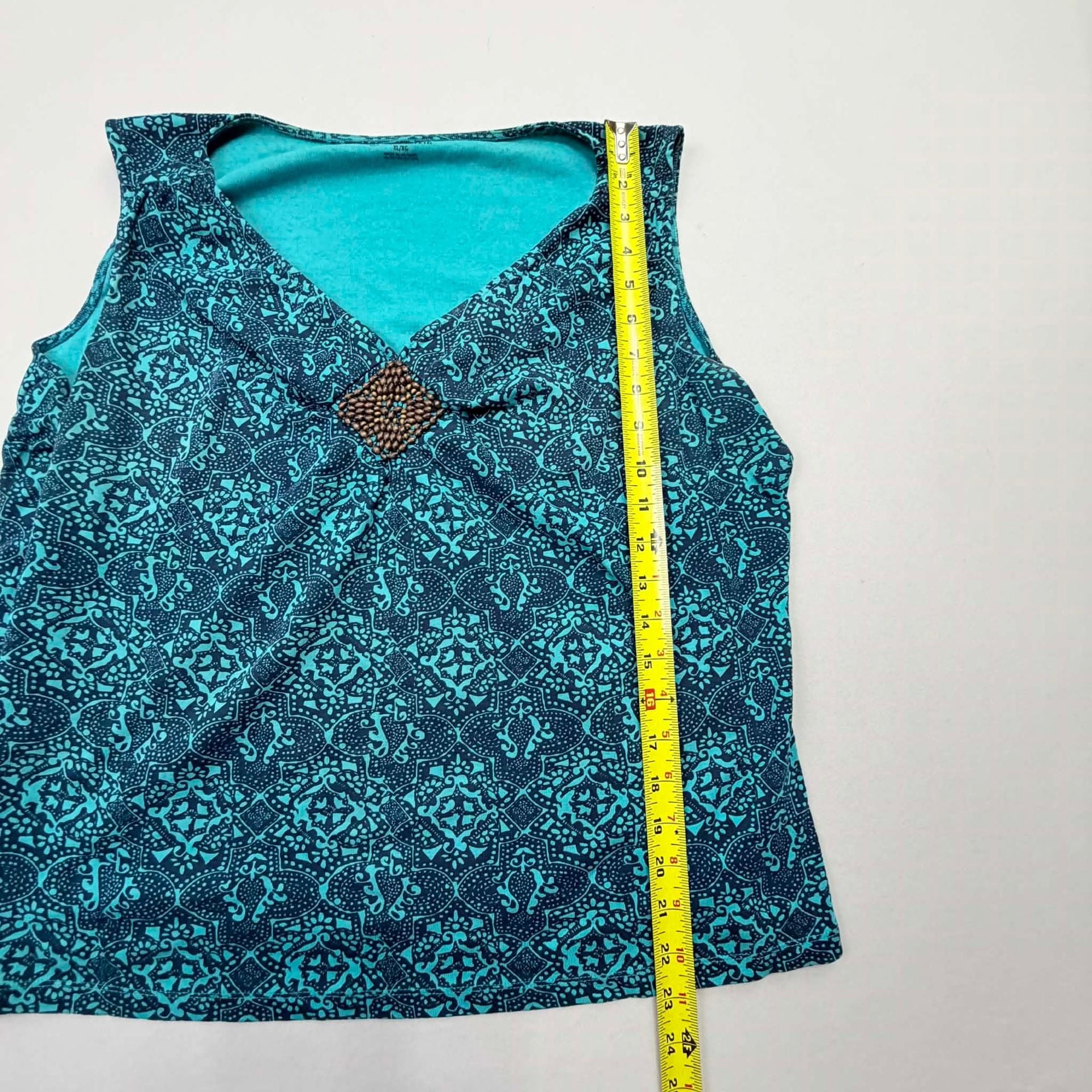 St. John's Bay Tank Top Size XL/XG Blue Teal Paisley Beaded V-Neck 4