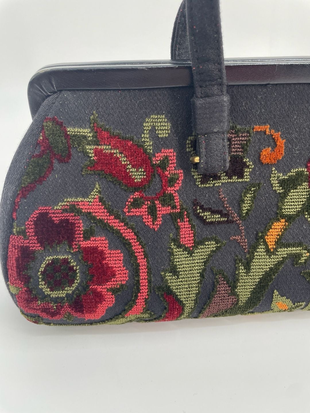 Vintage Tapestry Needlepoint Floral Frame Handbag Purse 3