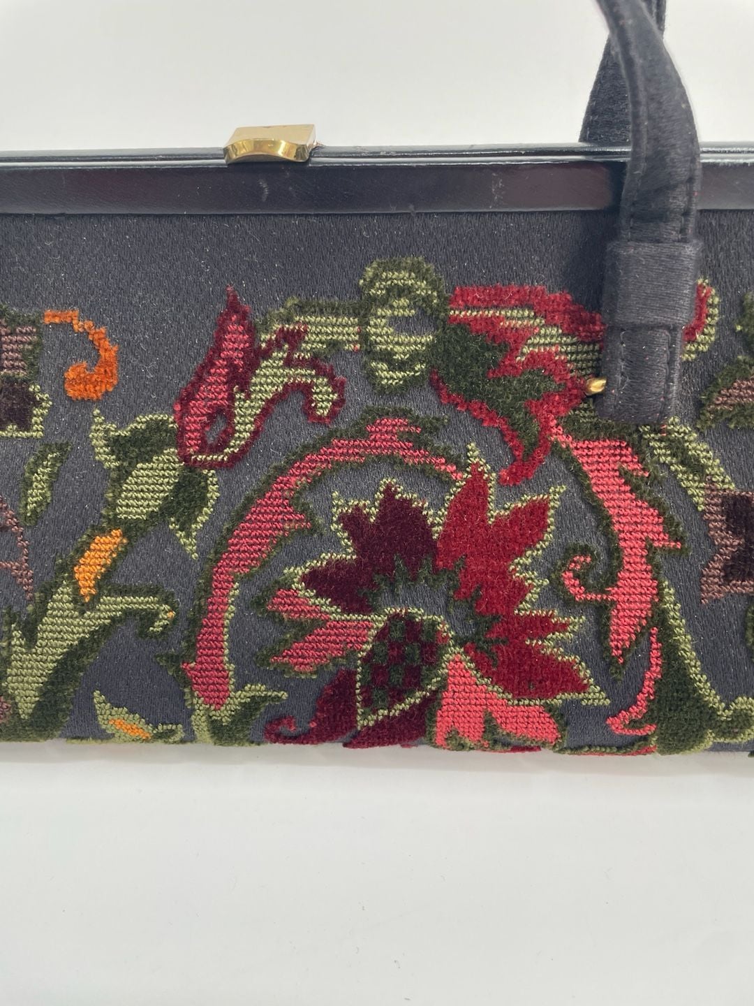 Vintage Tapestry Needlepoint Floral Frame Handbag Purse 4