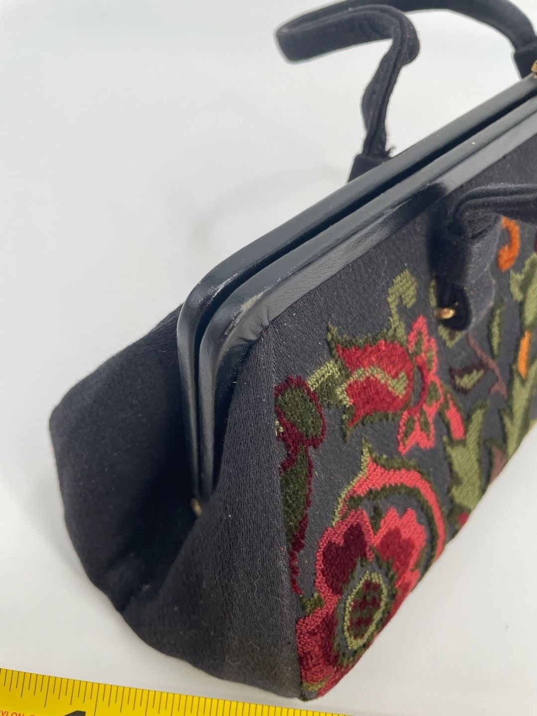 Vintage Tapestry Needlepoint Floral Frame Handbag Purse 13