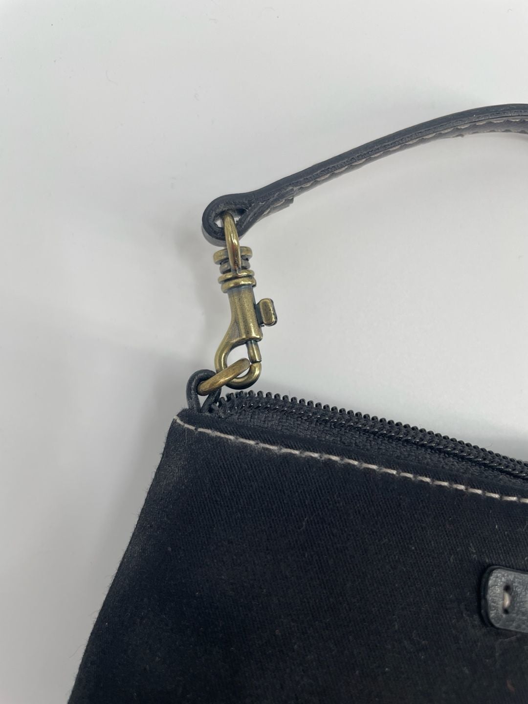 Nine West Mini Handbag Black Suede Faux Leather Wristlet 8