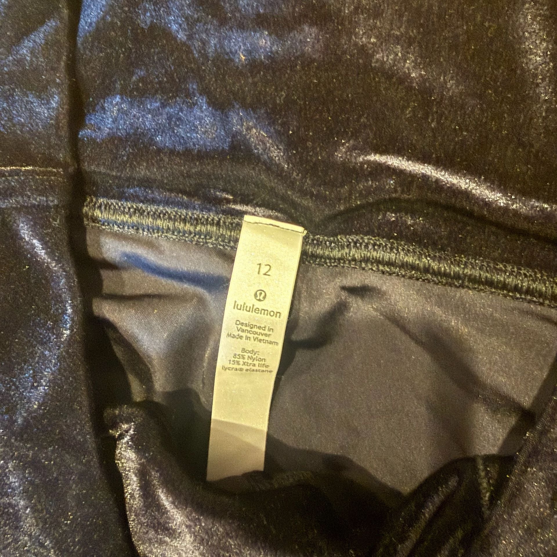 Lululemon Align Pant Velvet Size 12 Black Leggings 6