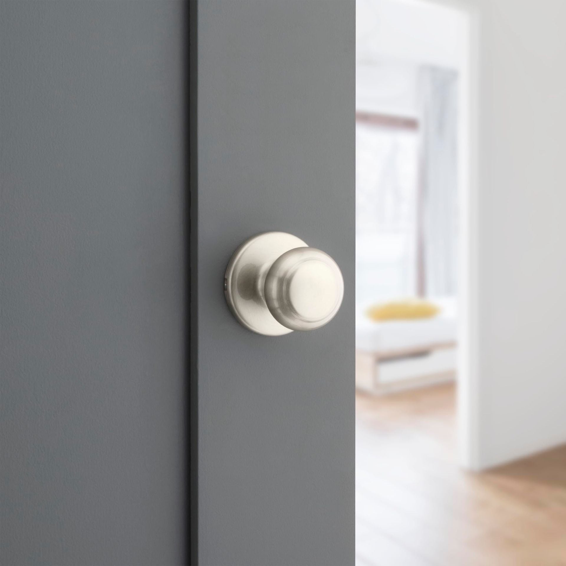 2 PK Kwikset Cove Passage Door Knob Satin Nickel 92001-572 2