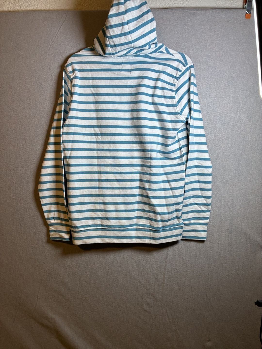 Johnnie-O Gilley Striped Pullover Hoodie Boys 16 White Blue LS 100% cotton 7