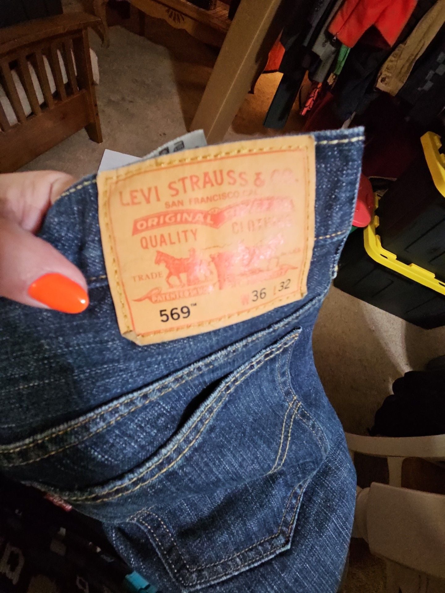 Levi's 569 Loose Straight Jeans 36x32 Dark Wash Denim 4