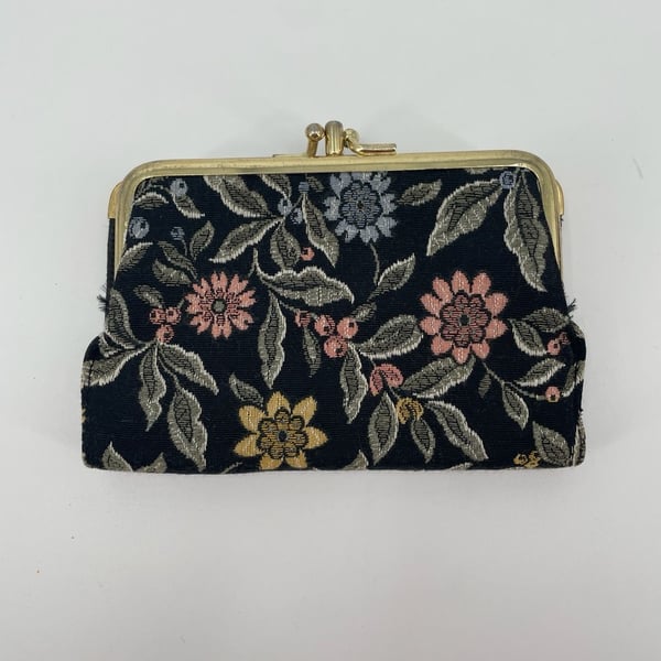 Baronet Vintage Floral Tapestry Kiss Lock Wallet Cowhide