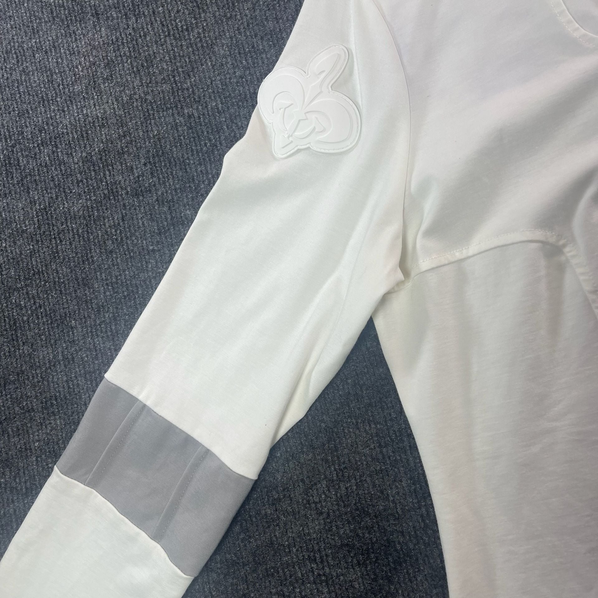 Her Universe Star Wars From The Archives Top Size L White Long Sleeve 7