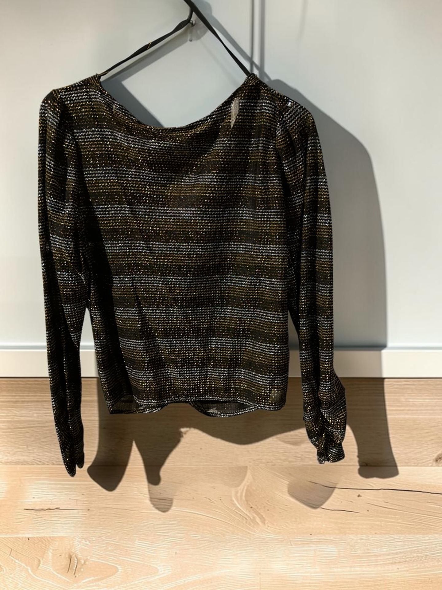 Stoplight California Blouse Size L Black Metallic Striped Long Sleeve V-Neck 3