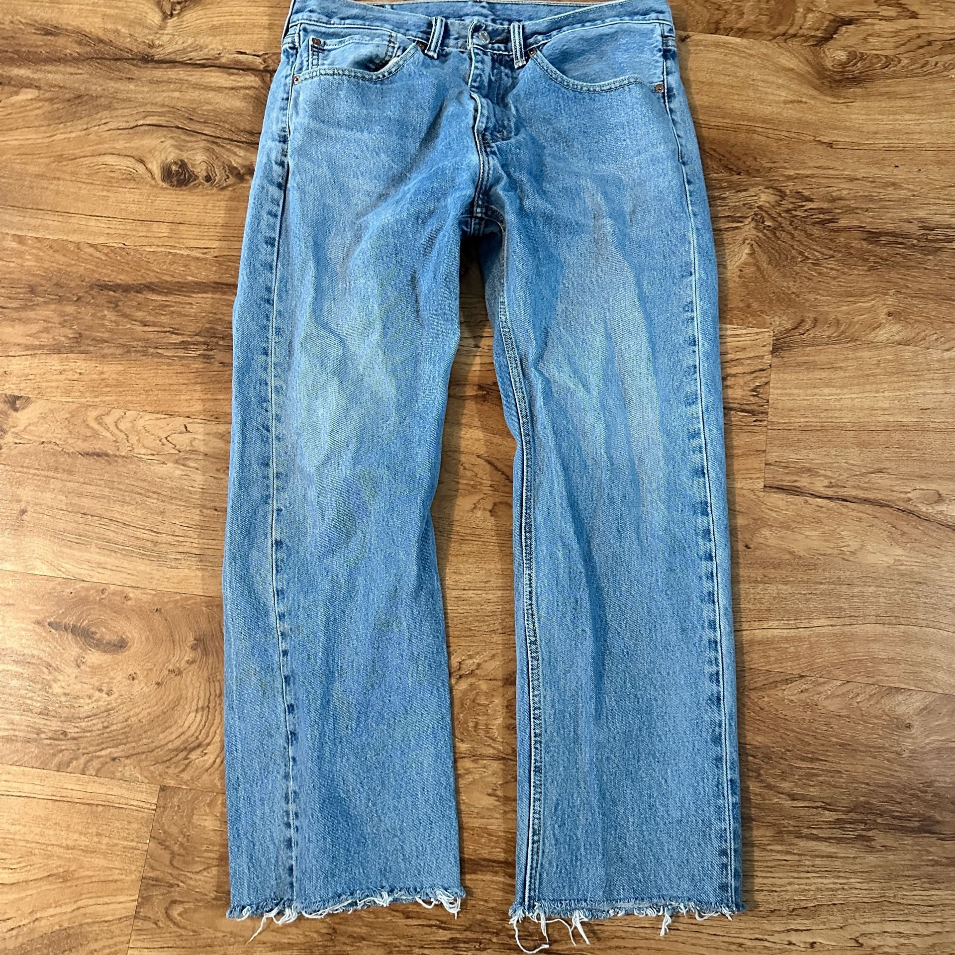 Levi's 505 Jeans Size W34 L32 Blue Denim Regular Fit Raw Hem 2