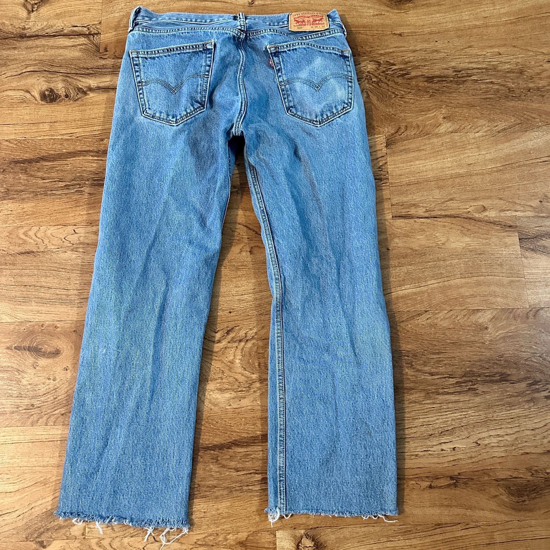 Levi's 505 Jeans Size W34 L32 Blue Denim Regular Fit Raw Hem 5