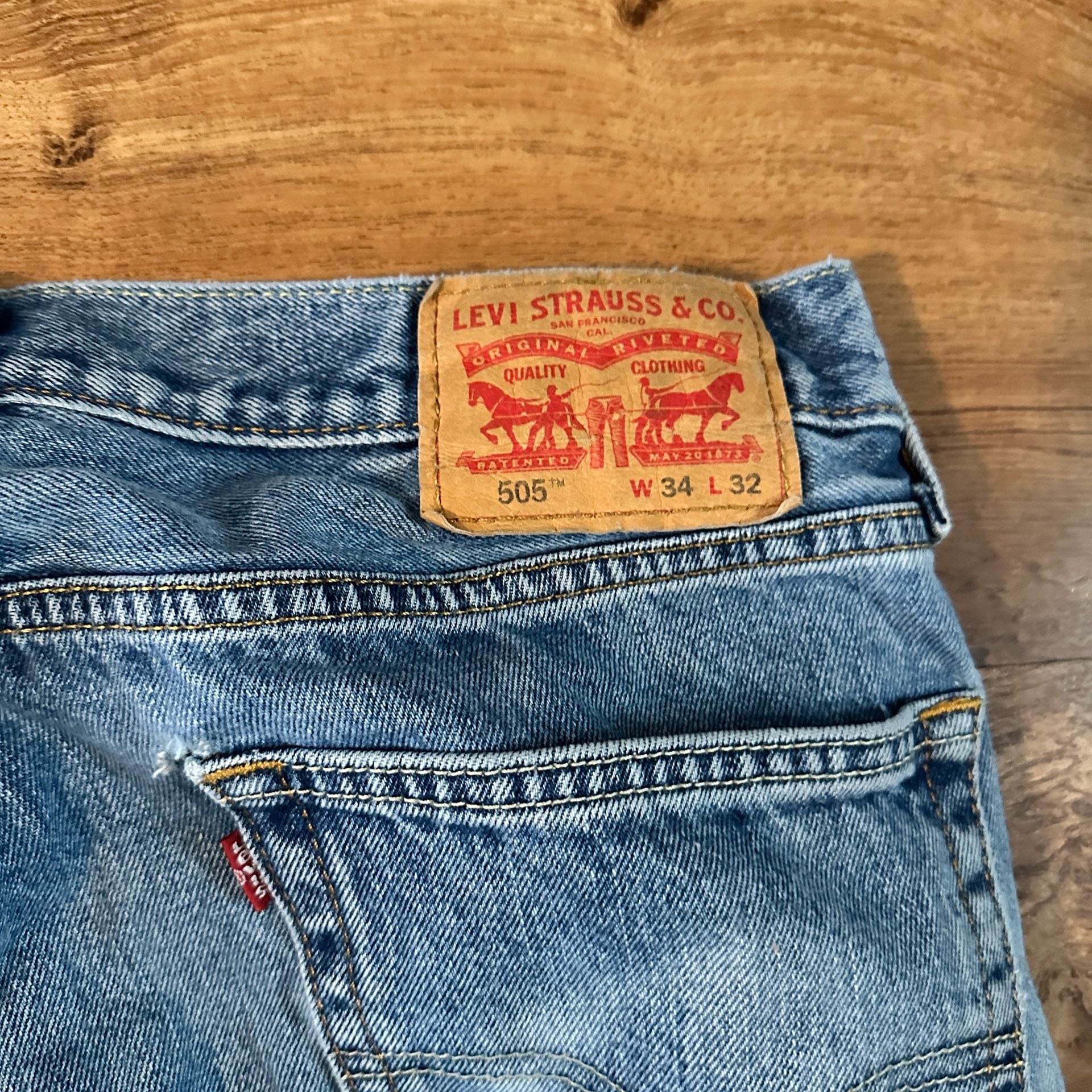 Levi's 505 Jeans Size W34 L32 Blue Denim Regular Fit Raw Hem 6