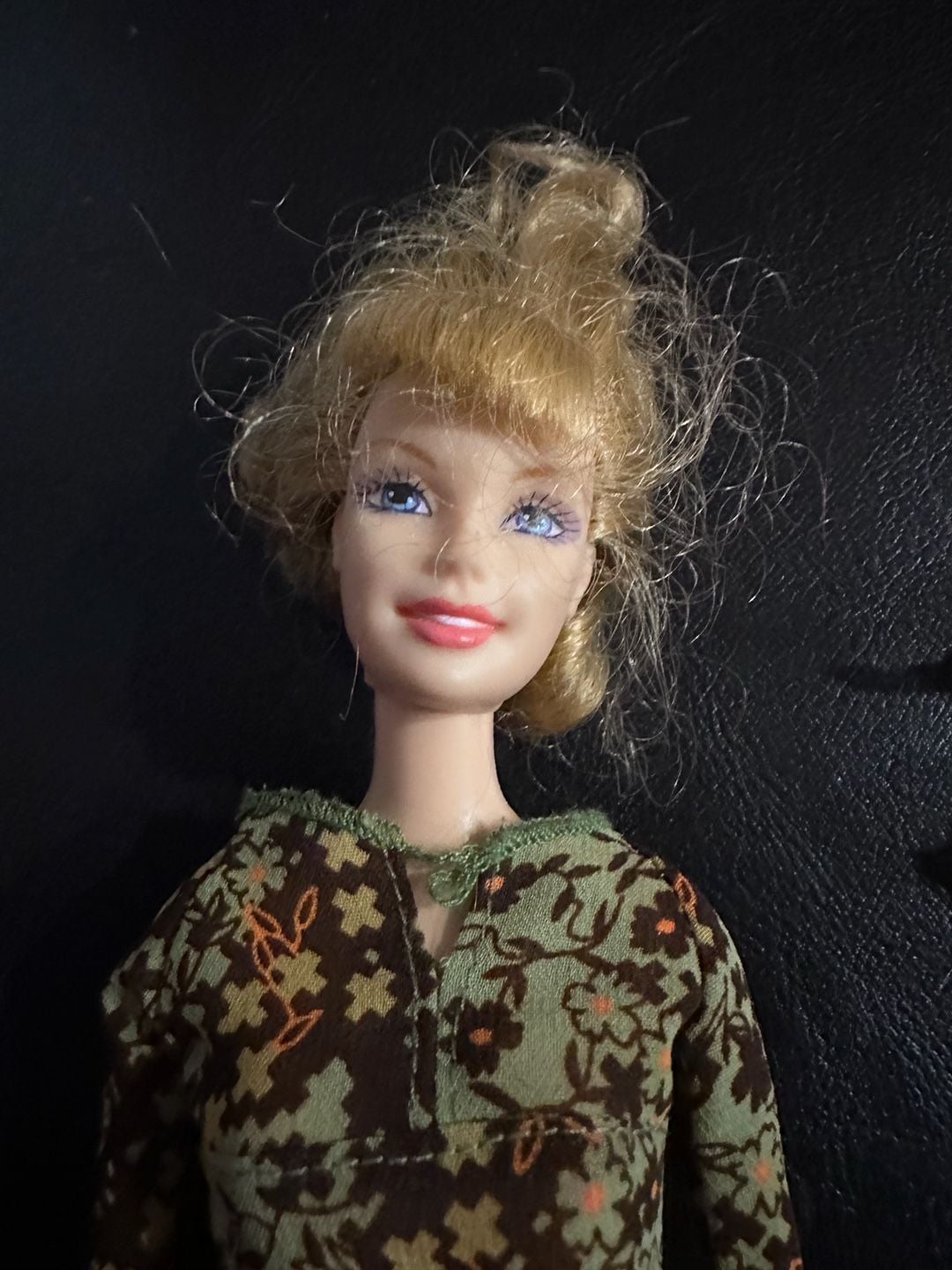 Mattel Barbie Doll Blond Hair Floral Top Tan Pants 2