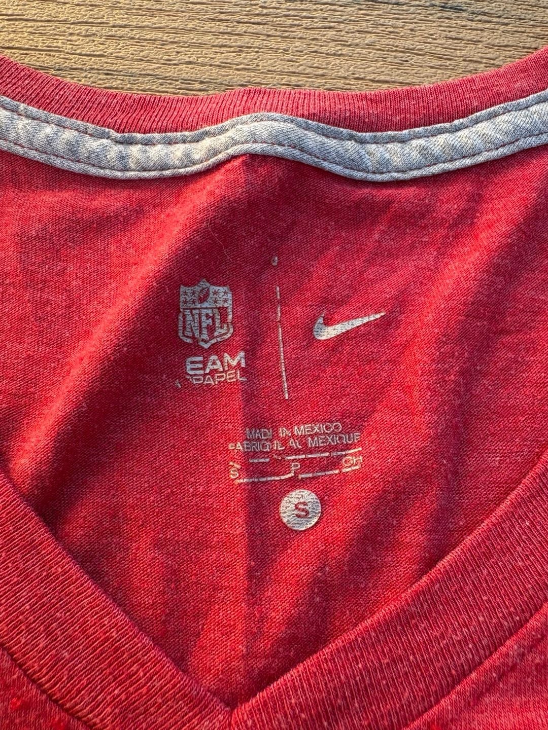 Nike San Francisco 49ers V-Neck T-Shirt Size S Red 4