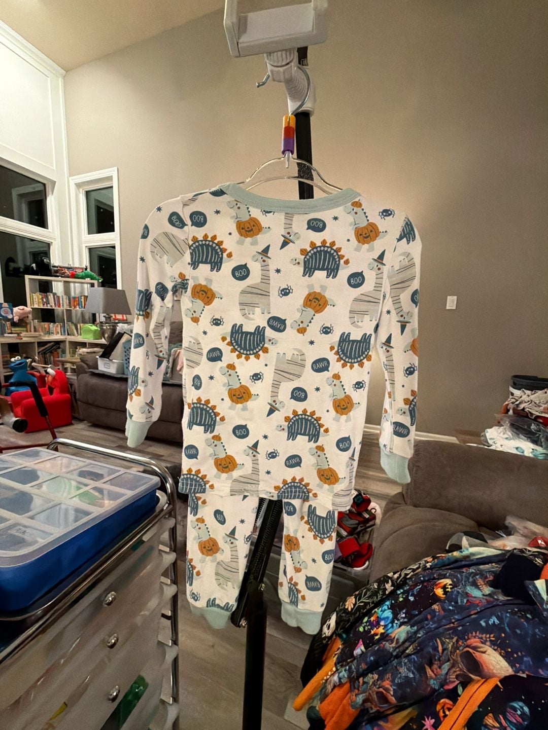 Tres Beau et Belle Pajama Set Size 12M Halloween Dinosaur Bamboo 4