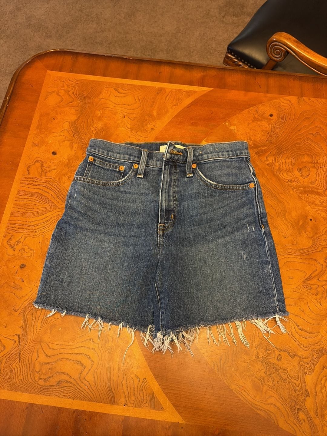 Madewell High-Rise Denim Shorts Size 26 Blue Raw Hem Cutoff 3