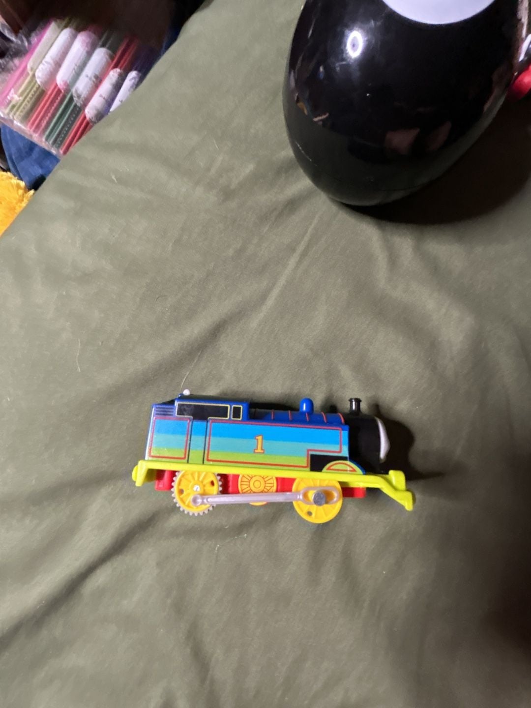 Fisher-Price Thomas & Friends TrackMaster Rainbow Thomas Engine Toy 2