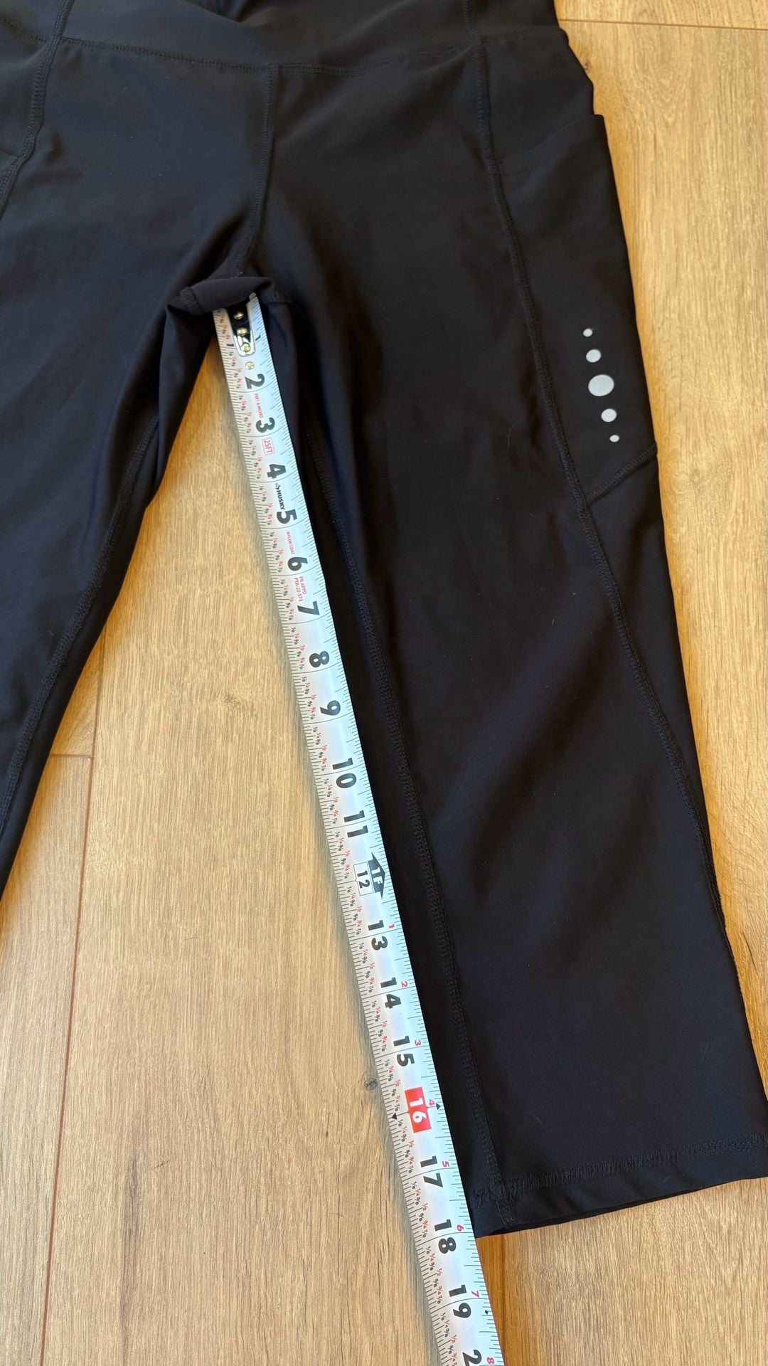 Xersion Capri Leggings Size M Black Quick-Dri Pockets Activewear 3