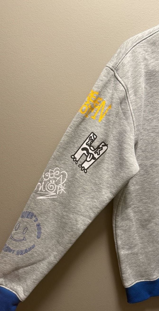 Screenshot Brand Sweatshirt Size Medium Grey Blue Graffiti Print 7