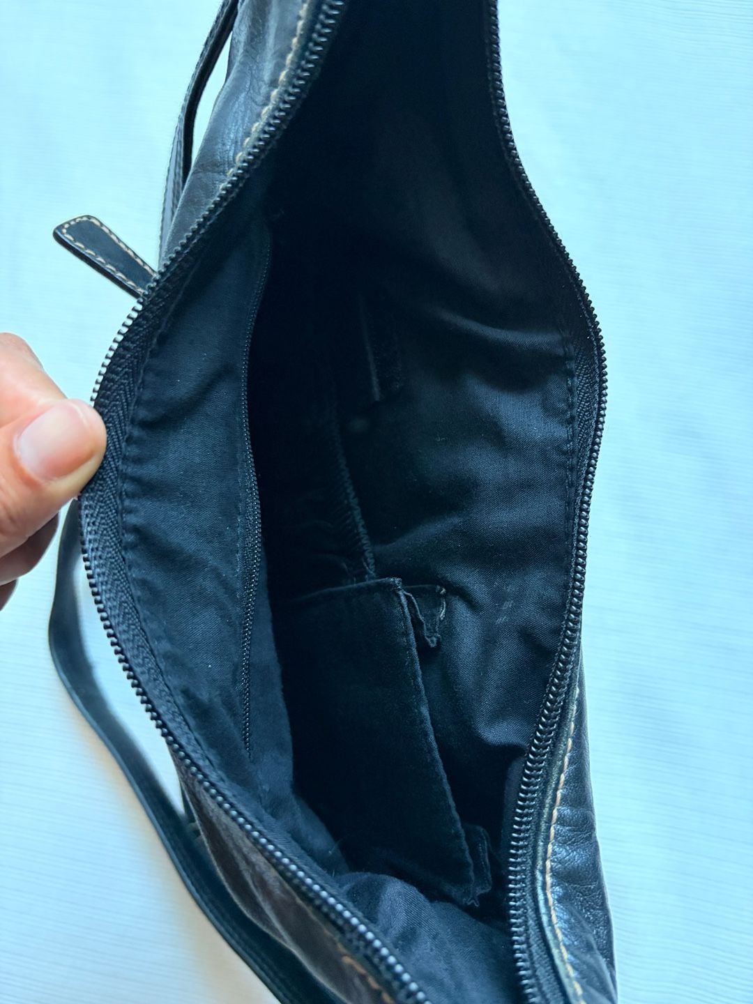 Y2K Stone Mountain Black Leather Shoulder Bag 3