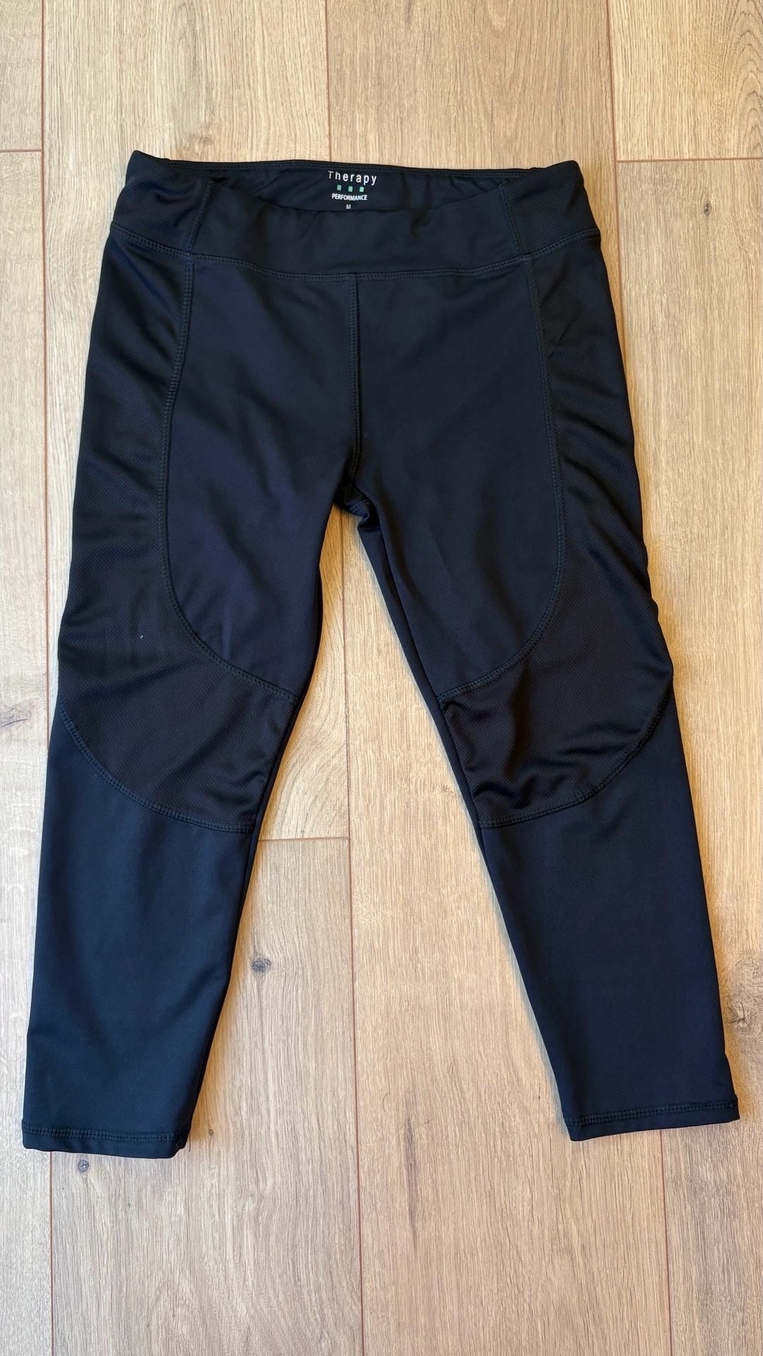 Therapy Performance Capri Leggings Size M Black Mesh Workout Active 2