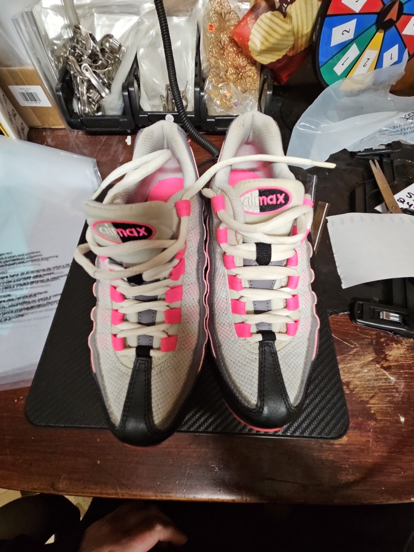 Nike Air Max 95 Size 4.5Y Pink Black Grey 2