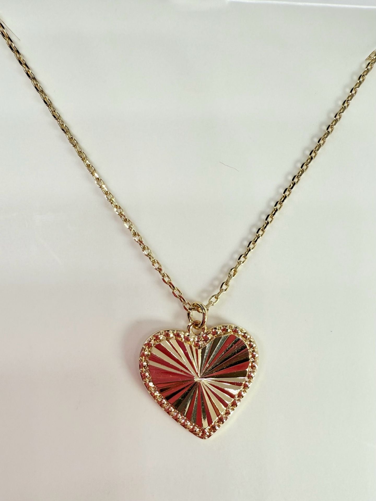 ￼18k Gold Plated Sunburst Heart Pendant Necklace 7