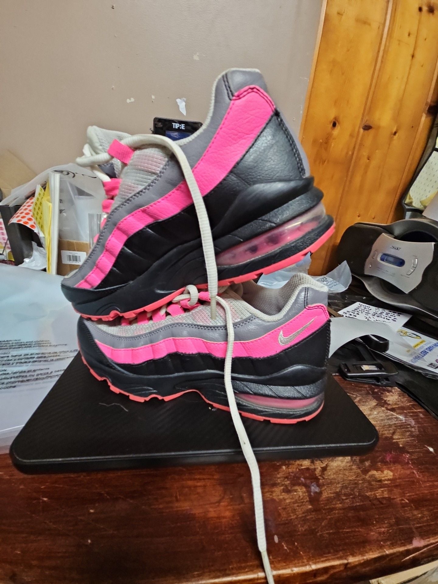 Nike Air Max 95 Size 4.5Y Pink Black Grey 6