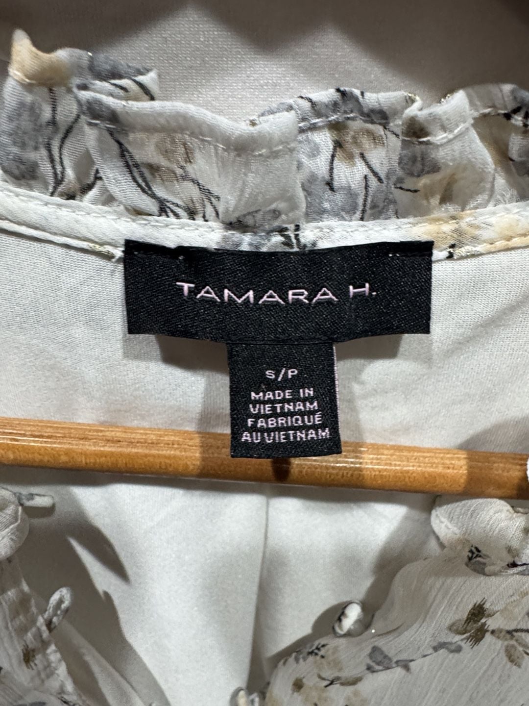 Tamara H. Blouse Size S/P White Floral Long Sleeve Smocked Waist 3