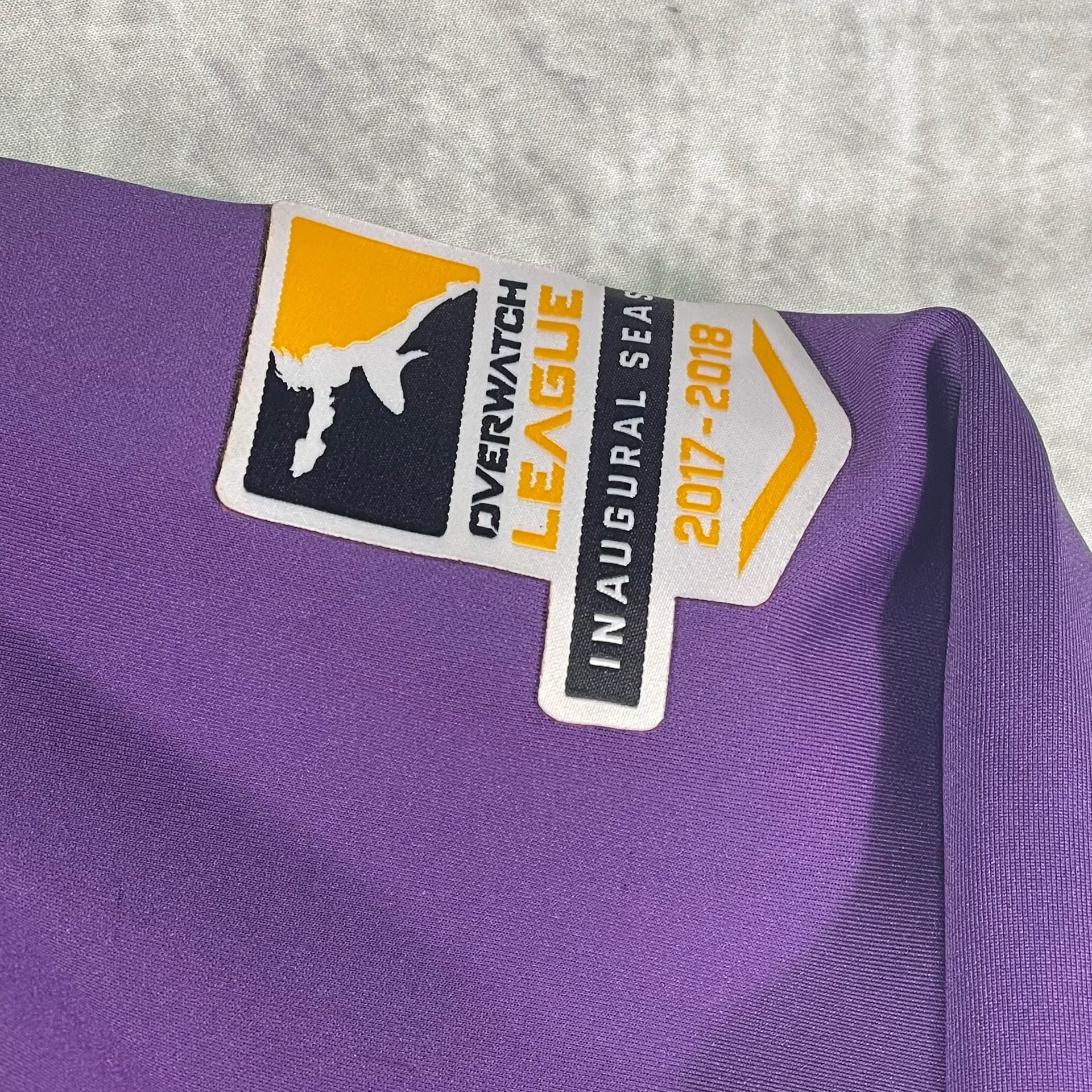 Overwatch League Los Angeles Gladiators Zip Hoodie Size XL Purple Black 10