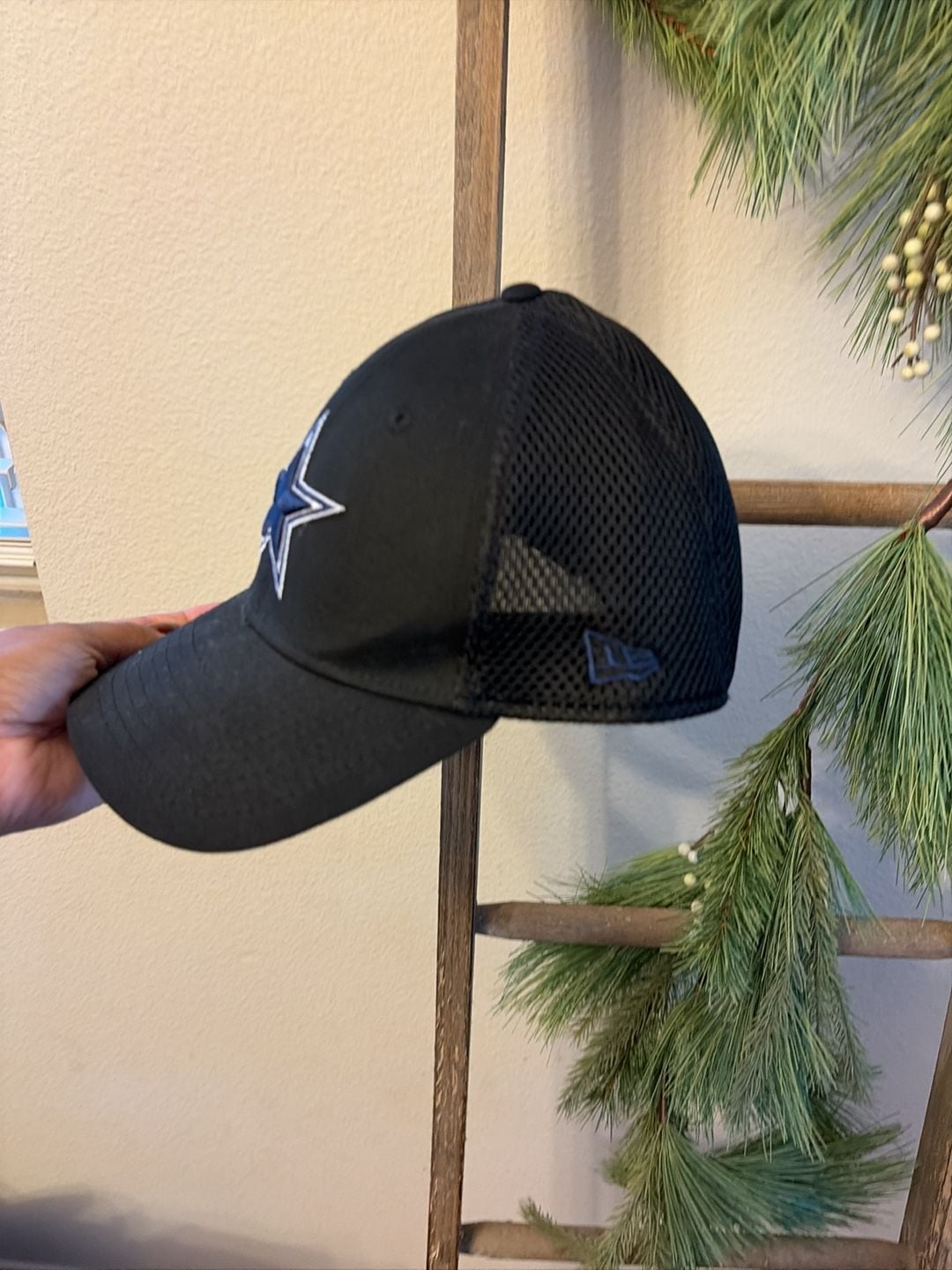 New Era Dallas Cowboys Hat Size L/XL Black Trucker Cap 4
