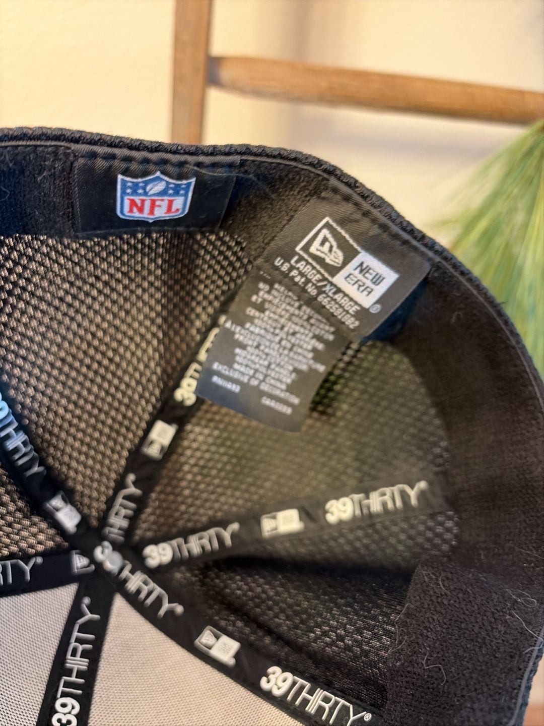 New Era Dallas Cowboys Hat Size L/XL Black Trucker Cap 6