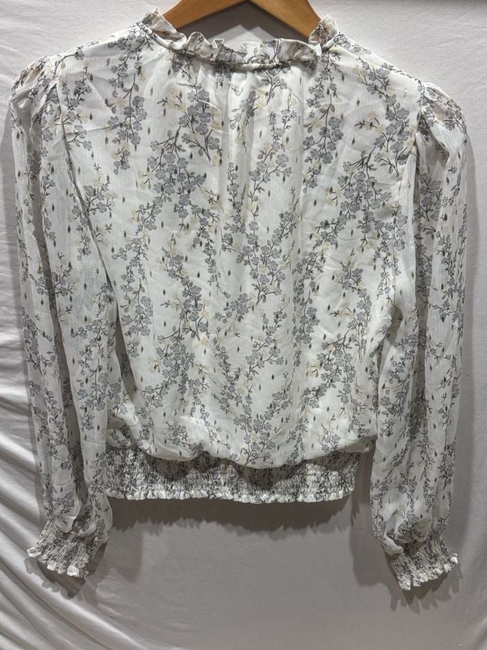 Tamara H. Blouse Size S/P White Floral Long Sleeve Smocked Waist 5
