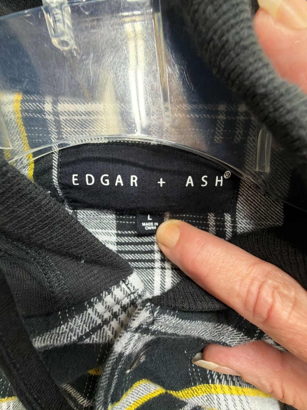 Edgar + Ash Hooded Flannel Shirt Size L Black Yellow Plaid 3