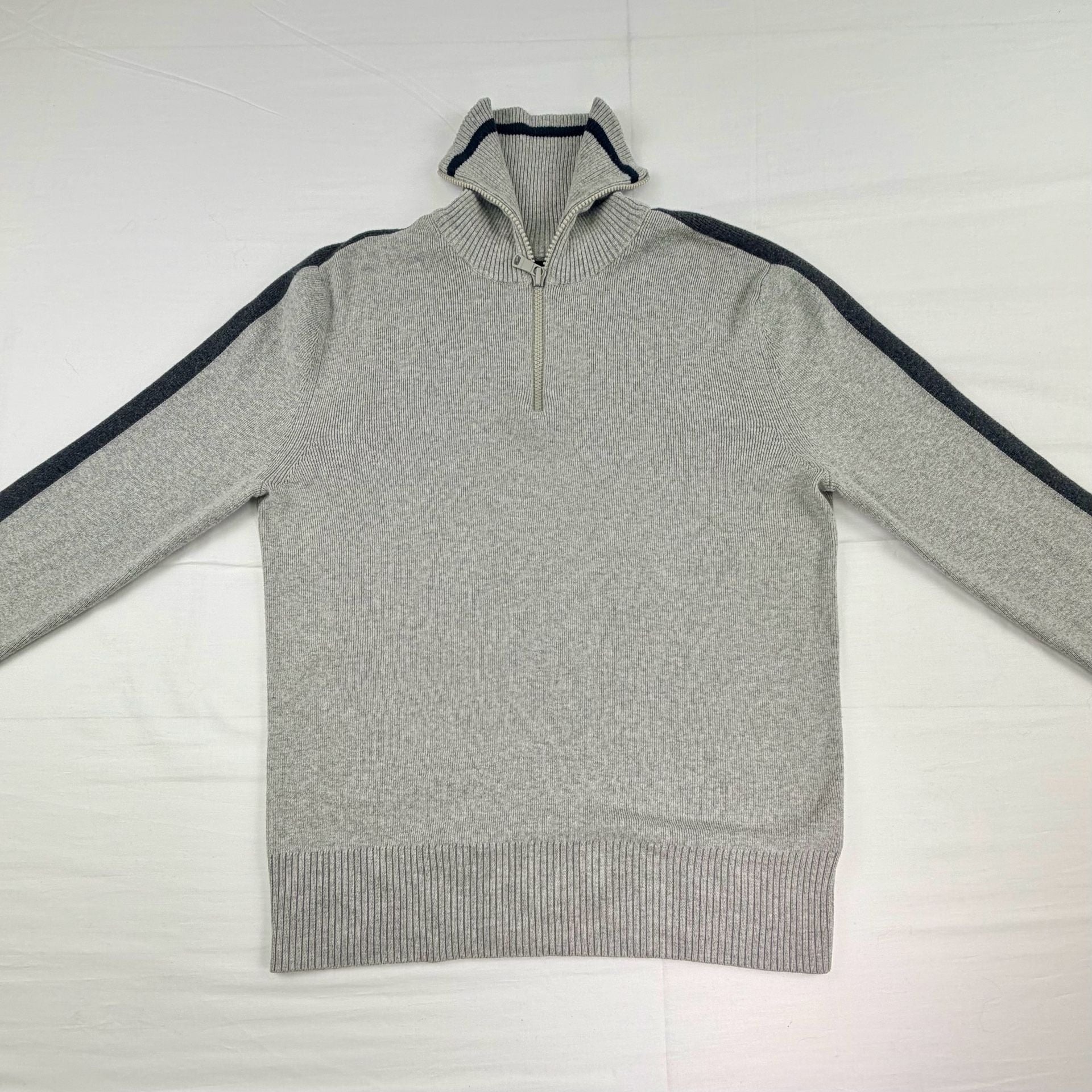 Express Men’s Quarter Zip Sweater Gray Black Stripe Cotton Pullover Size Small 12