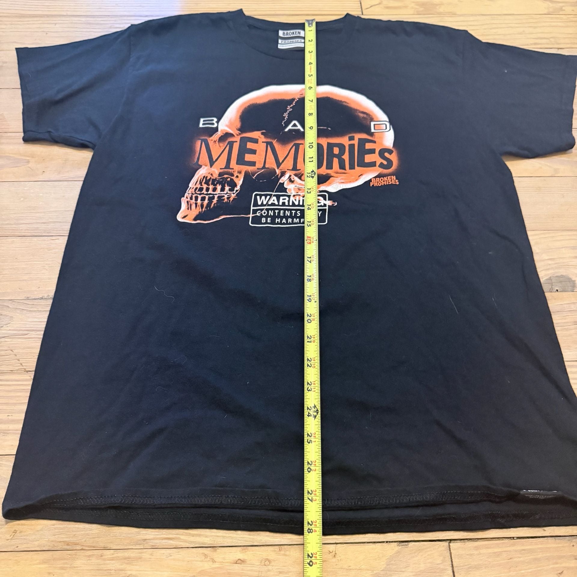 Broken Promises Bad Memories Graphic T-Shirt Large Black Cotton 6