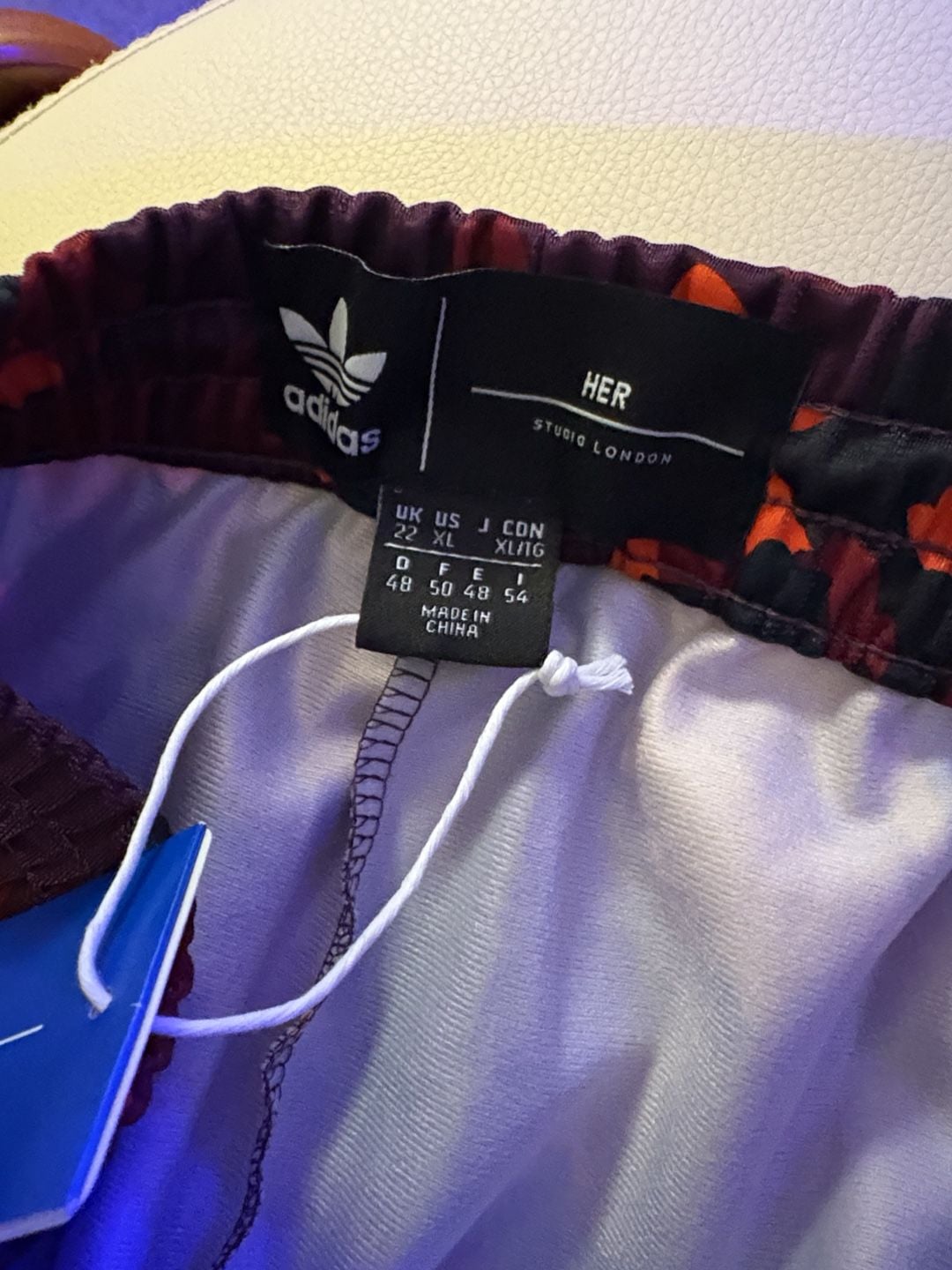 Adidas Originals Trackpants Size XL Floral Print Multicolor 7
