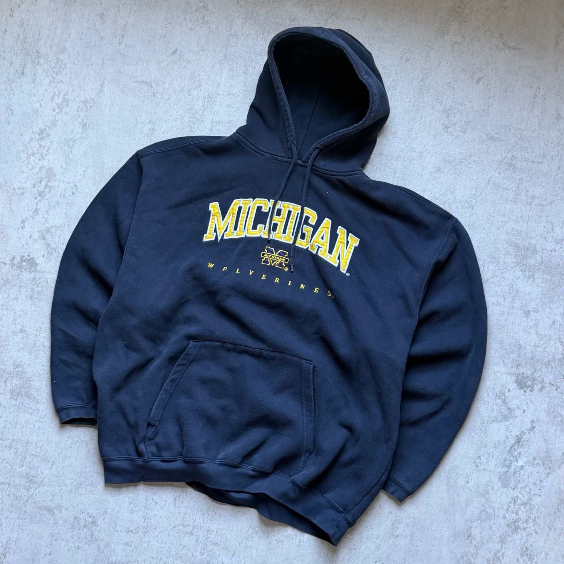 Varsity Athletic Michigan Wolverines Hoodie Size 2XL Blue Embroidered 2