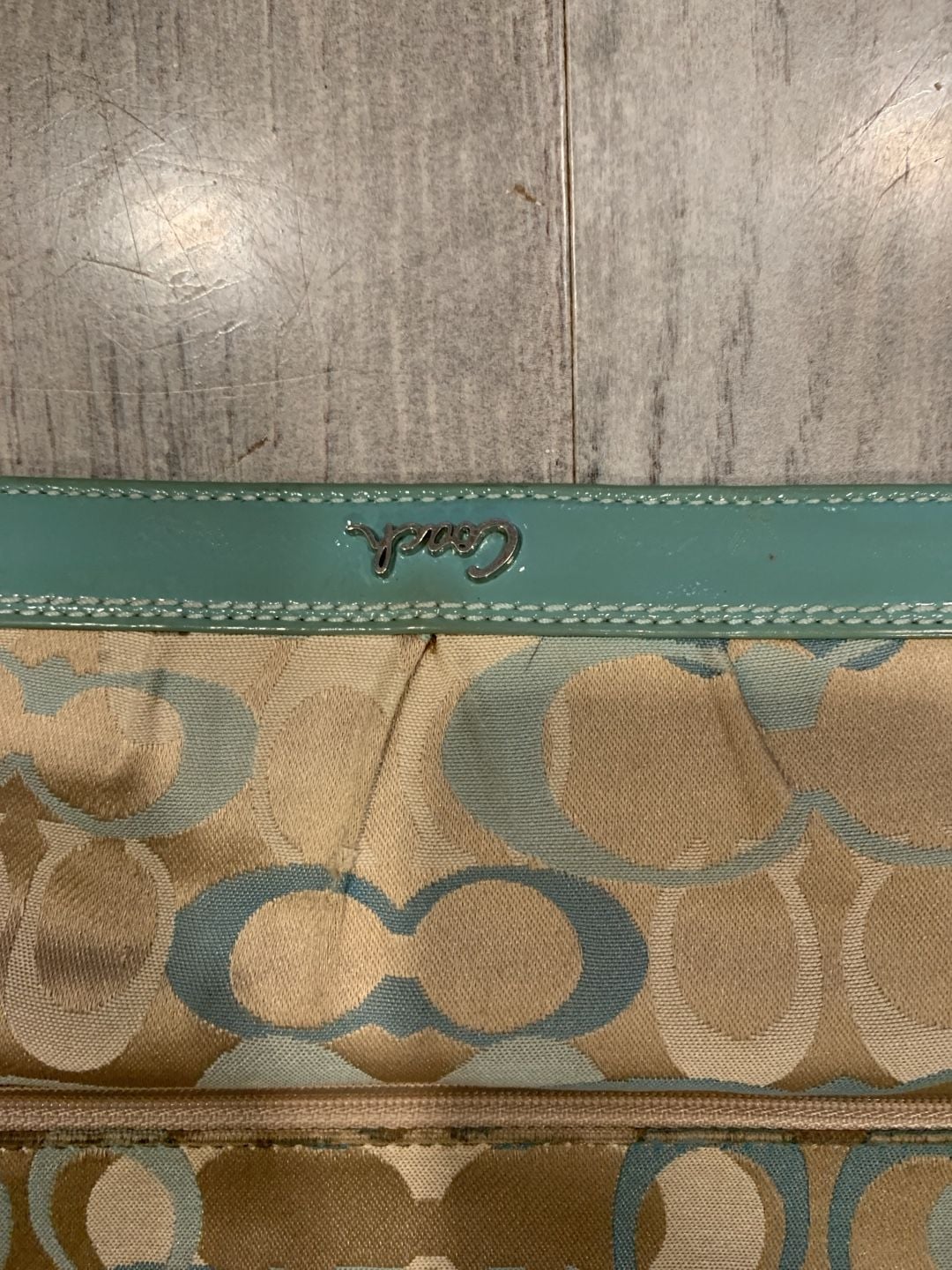 Y2K Coach Signature C Patent Leather Trim Long Wallet Blue Khaki 4
