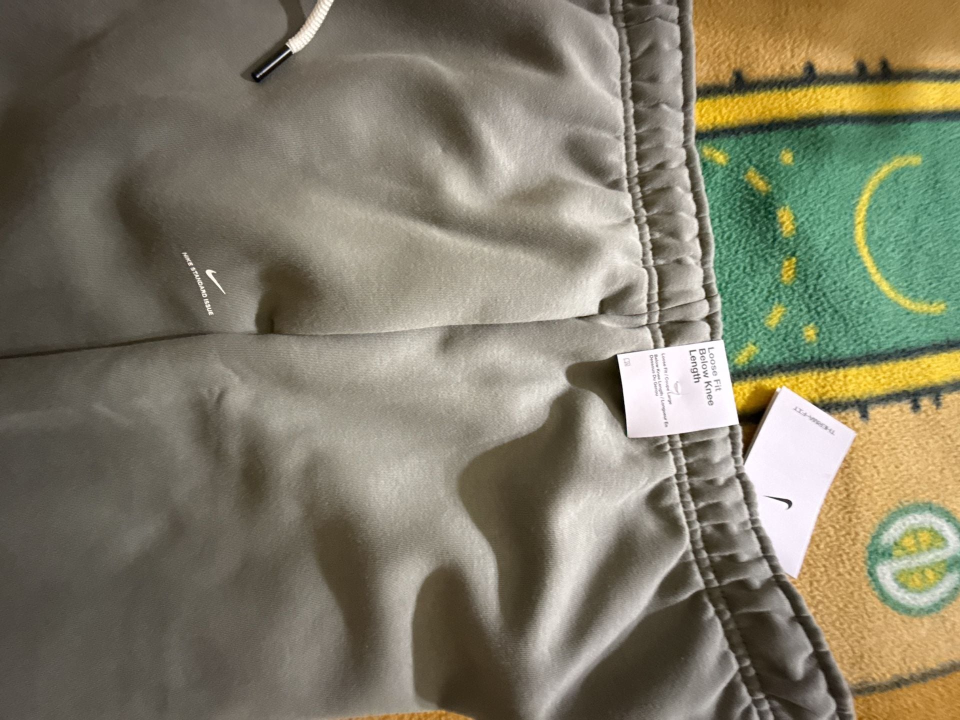 Nike Standard Issue Therma-Fit Shorts Size XXL Gray Fleece Loose Fit 4